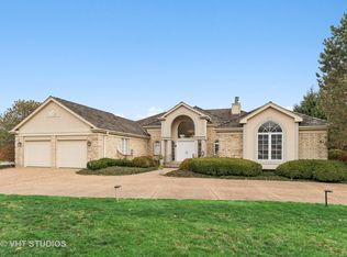 2091 Hybernia Dr, Highland Park, IL