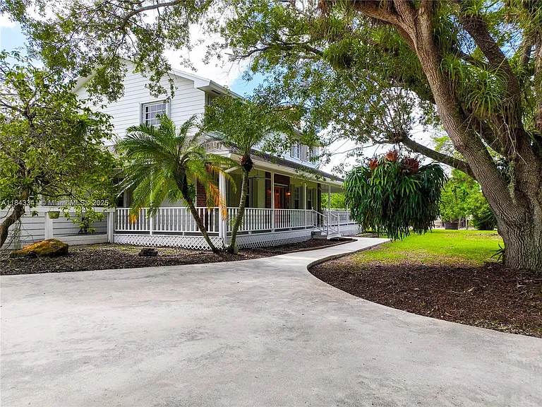 24545 SW 192nd Ave — Photo 83