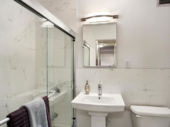 The Grand 1770 - Bathroom - M Line