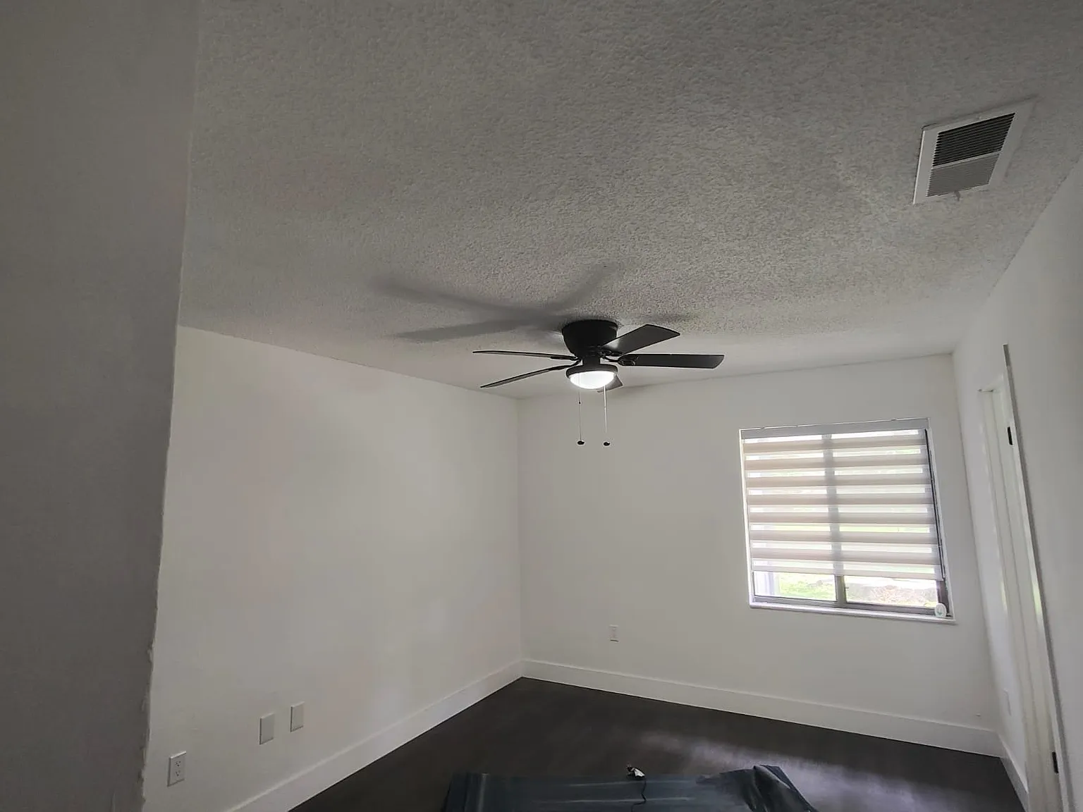 2 bed, 900 sqft, $1,900 — Photo 4