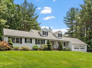 1 Agawam Ln, Andover, MA 01810