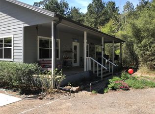 31 Rose Hill Rd, Coldspring, TX 77331