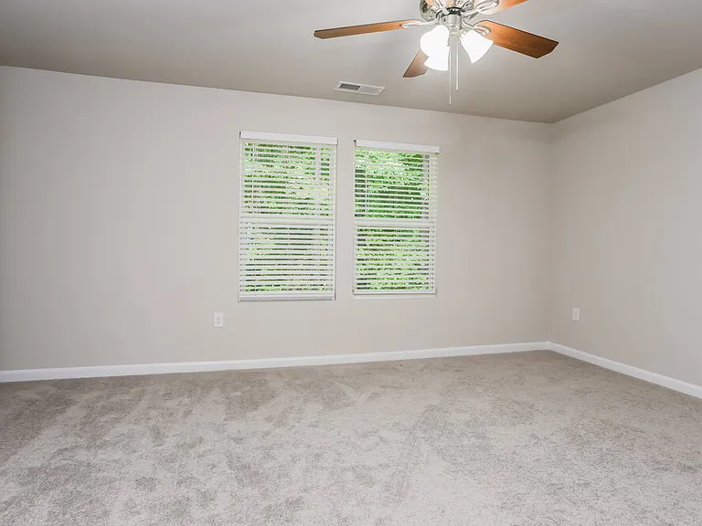 2569 Wood Bend Ln — Photo 12