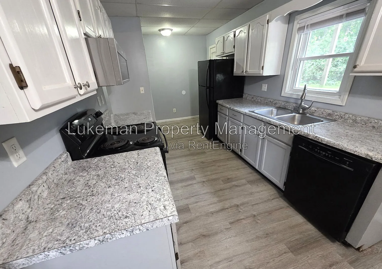 2 bed, 1.0 bath, 900 sqft, $1,150 — Photo 3