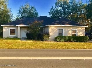 140 E Strickland Rd, Interlachen, FL 32148