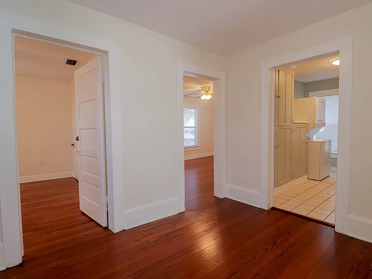 203 16th St W #203 — Photo 6