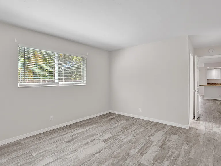115 SW 1st Ave #1 — Photo 19