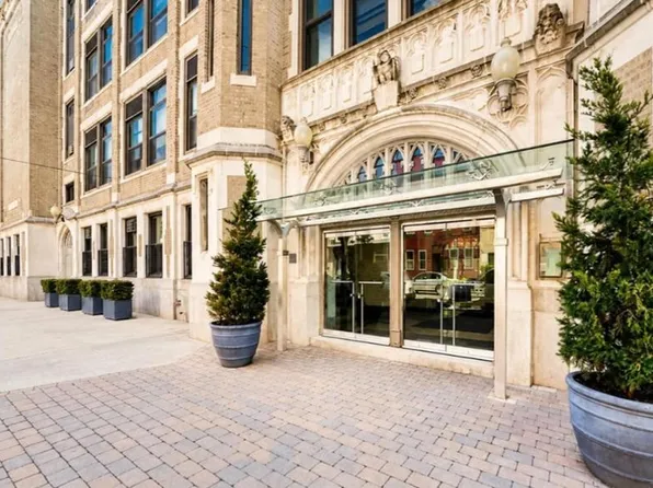 501 Adams St APT 2D, Hoboken, NJ 07030