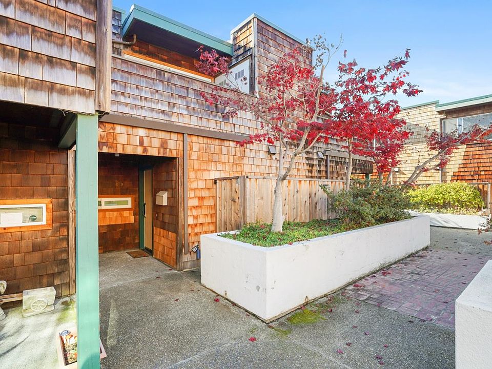 1st image of 629 Forest Ave
