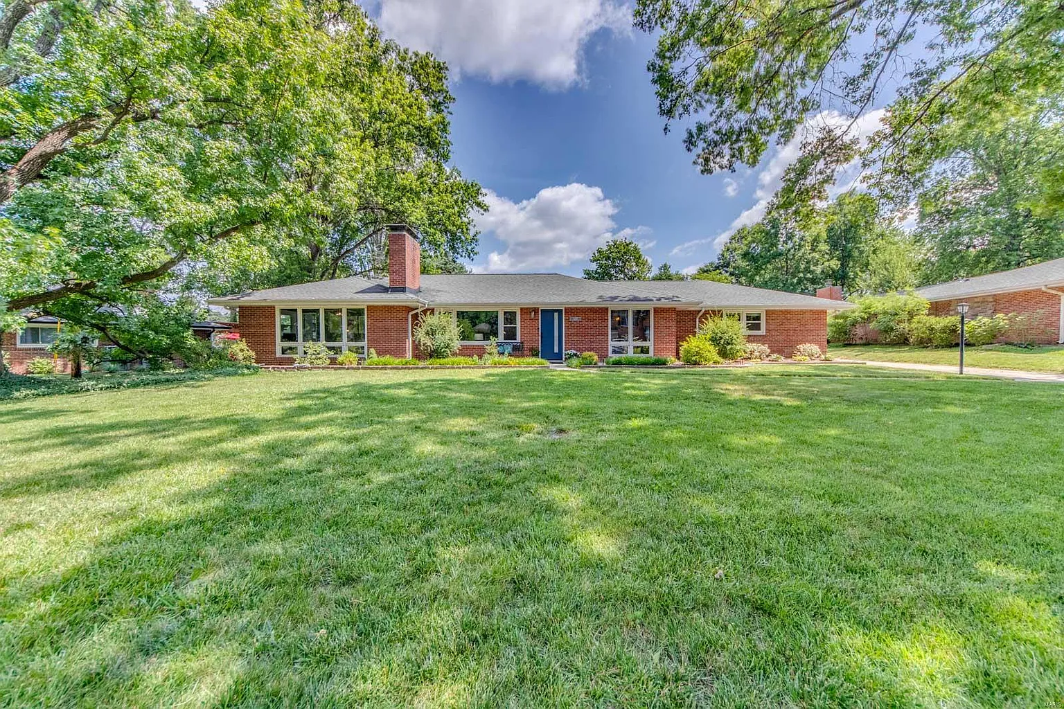 12327 Matthews Ln photo 1