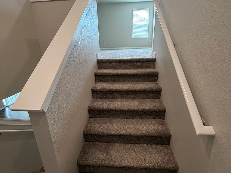 960 SW Raelynn St — Photo 22