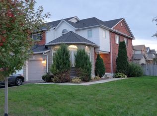 88 Wade Sq, Clarington, ON L1E3E6