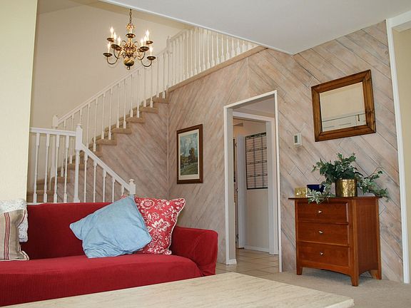 Open Foyer to Upstairs