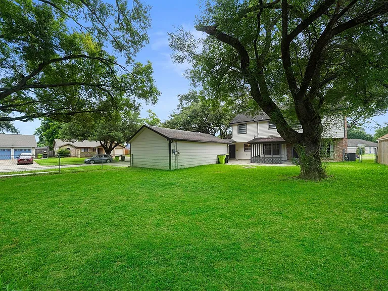 3102 Hollow Cir — Photo 15