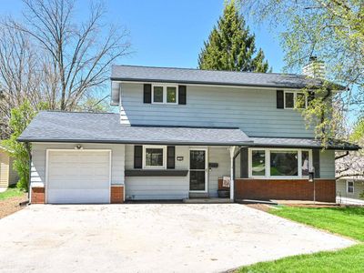 1306 Garfield AVENUE, Waukesha, WI, 53186