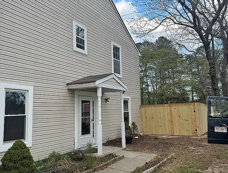 899 Old Clubhouse Rd #2 — Photo 1