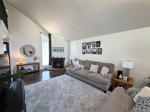 5th image of 16313 E Rice Place #B