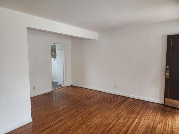 2 Springwood Cir #2A