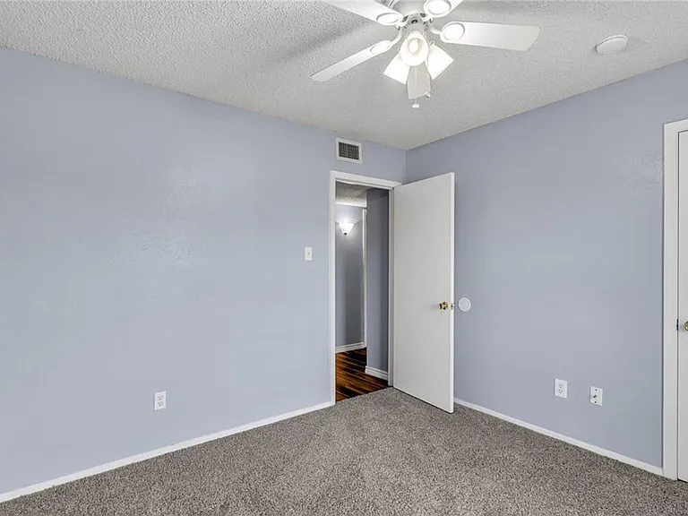 7221 Misty Meadow Dr S — Photo 15
