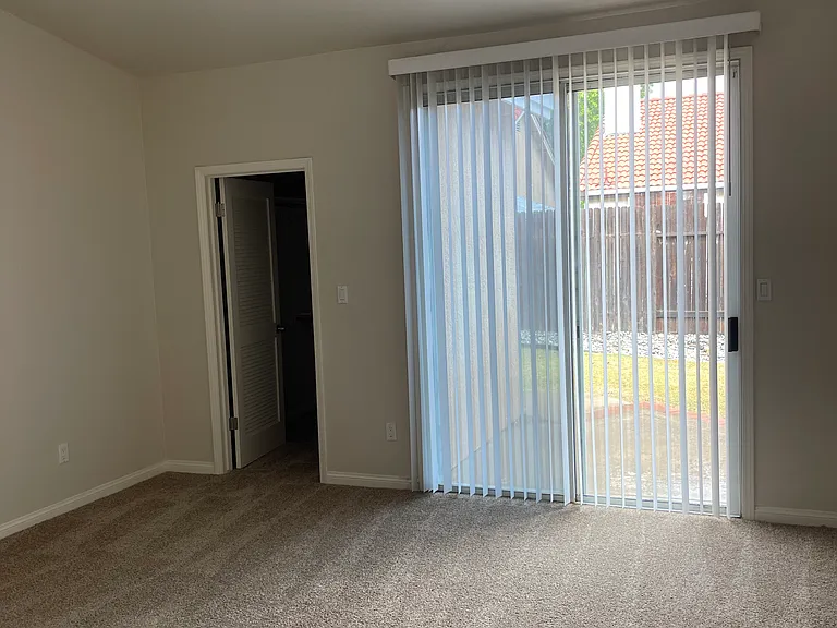 Master Bedroom/Walk in Closet