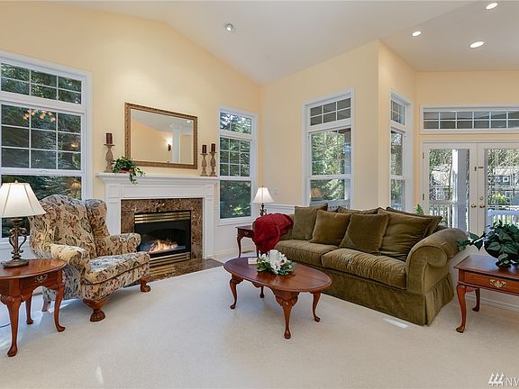 A cozy gas fireplace makes the living room complete.