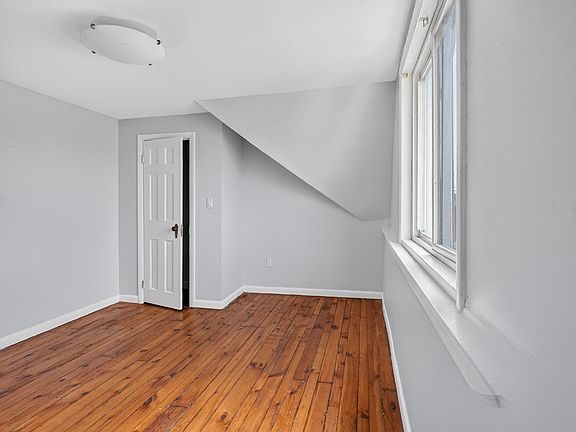 4th image of 434 George St APT 6