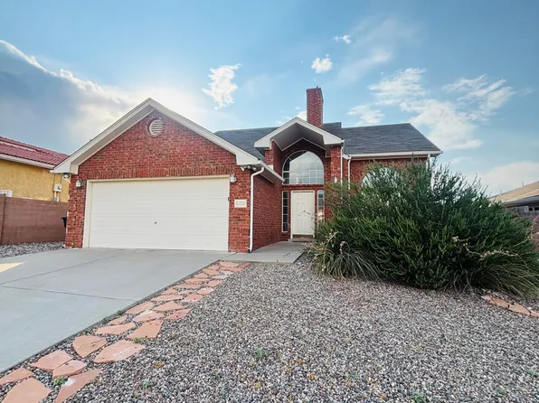 8305 Fairmont Dr NW, Albuquerque, NM 87120