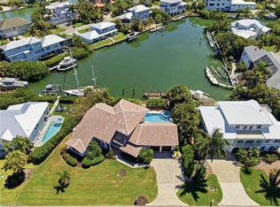 1748 Jewel Box Dr, Sanibel, FL 33957