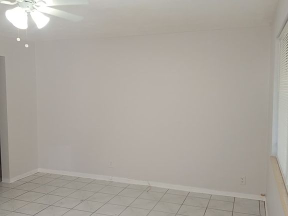 2nd image of 1120 N 14th Ave #8
