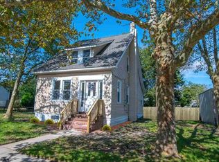 32 Oakland Ave, Pleasantville, NJ 08232
