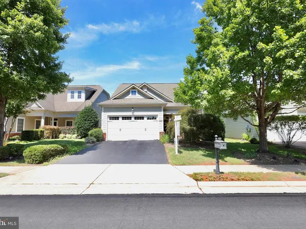 44382 Cedar Heights Dr, Ashburn, VA 20147