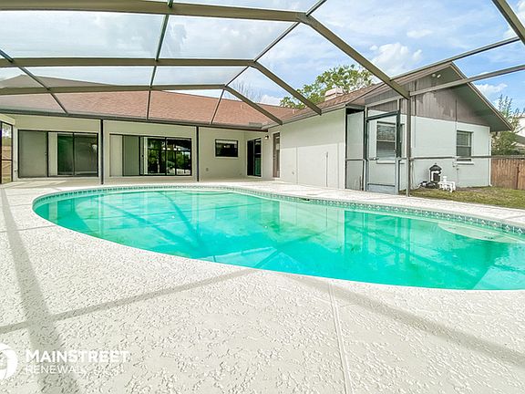 2nd image of 3844 Parkway Blvd