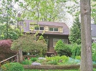 1459 Rosedale Pl, Sylvan Lake, MI 48320