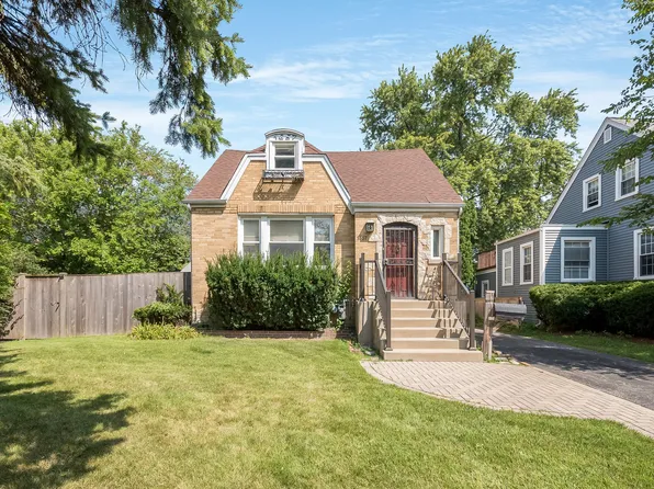 1657 Mount Pleasant St, Northfield, IL 60093