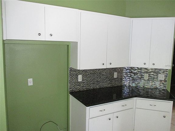 3rd image of 16730 Poyner Oaks Ln