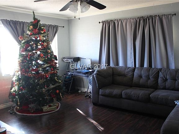 3rd image of 5120 Forrest Hills Ln
