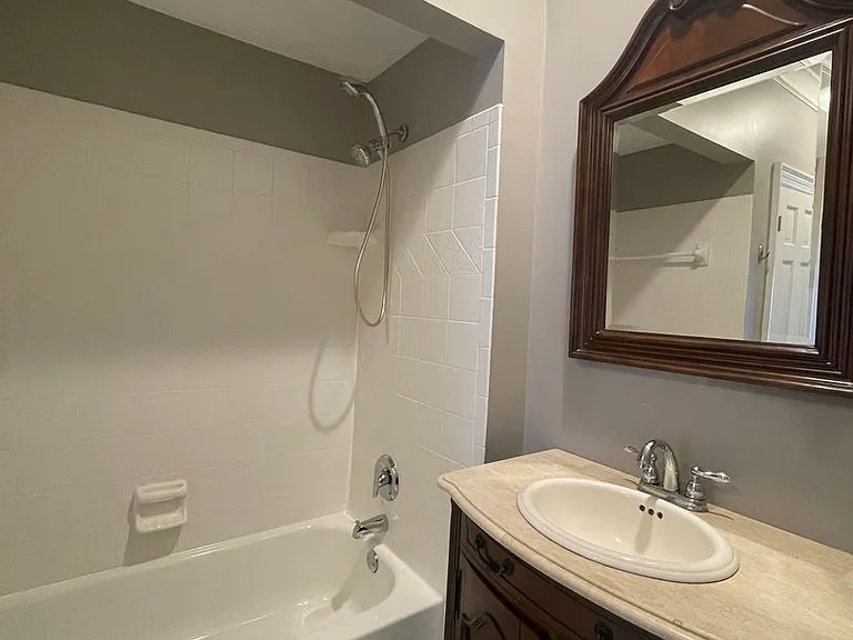 175 Corbin Ave — Photo 16