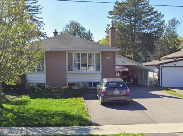42 Aurora Heights Dr, Aurora, ON L4G 2W7