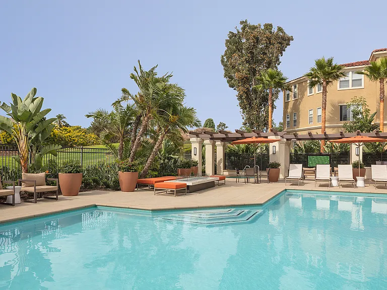 Vista Bella Apartment Homes — Photo 13