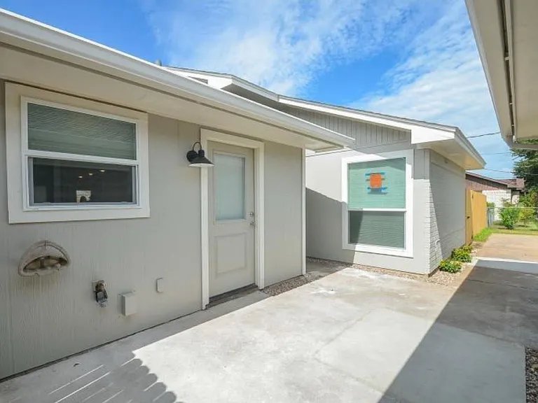 6315 Bowers St — Photo 10
