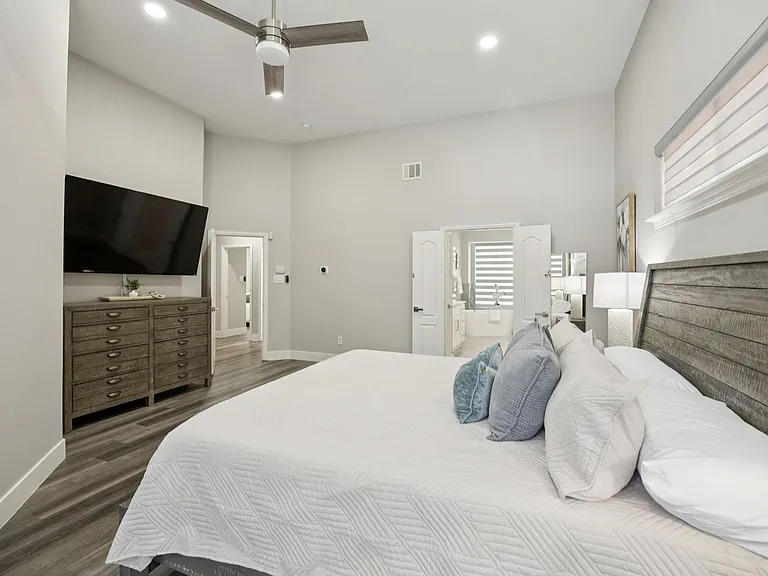 2151 Angel Falls Dr — Photo 26