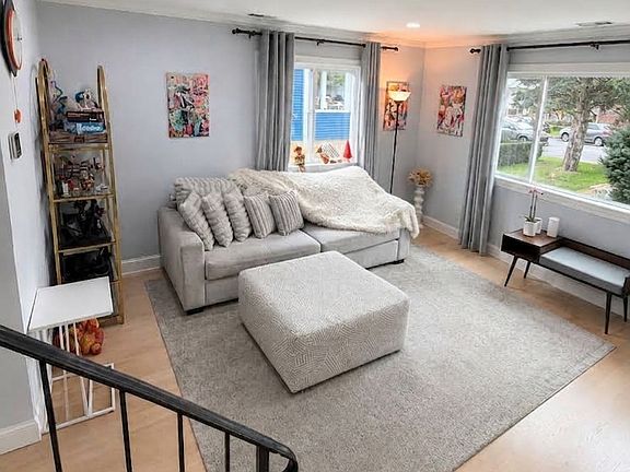 3rd image of 14 Ferris Ave