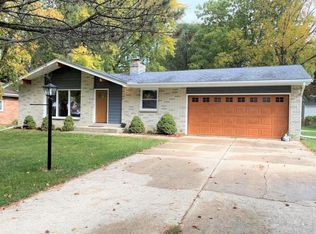 37 Oregon St, Mount Pleasant, WI 53405