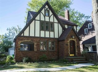 1348 Plainfield Rd, South euclid, OH 44121