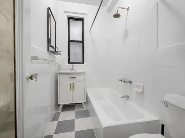 535 West 110th Street image 6 of 11