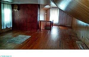 5th image of 2555 E Park St