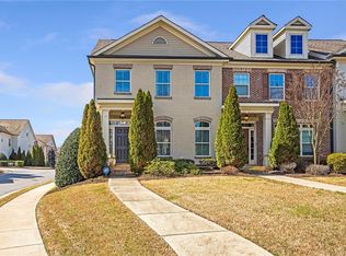 7515 Jamestown Dr, Alpharetta, GA 30005