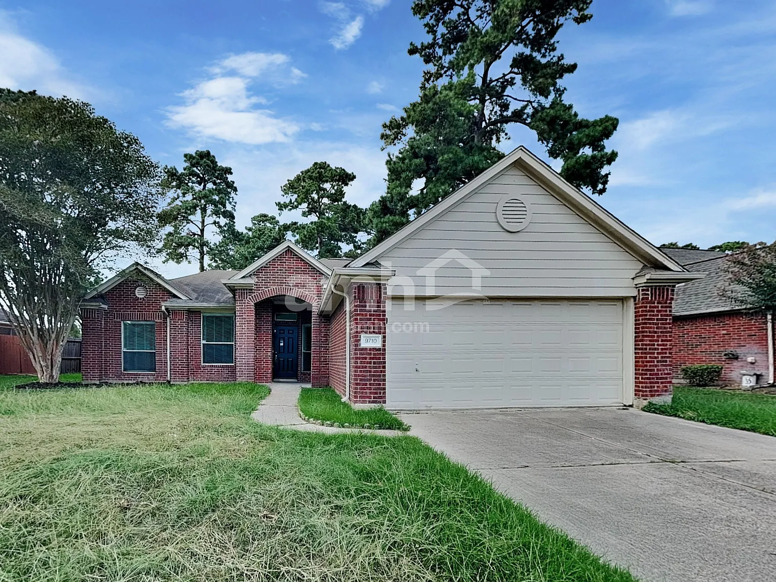 3 bed, 2.0 bath, 1596 sqft, $1,880 — Photo 1