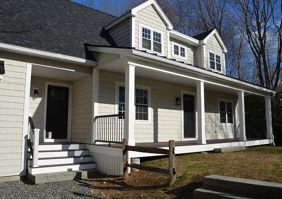 1st image of 339 Essex St