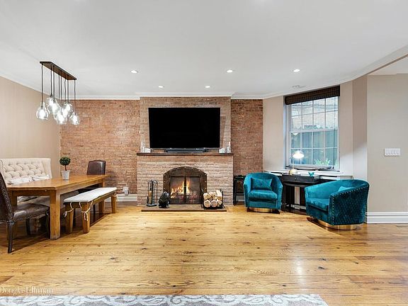 2nd image of 54 W 82nd St APT 2